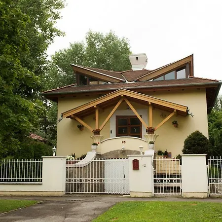 Holiday In Siofok/balaton 37032 Siofok